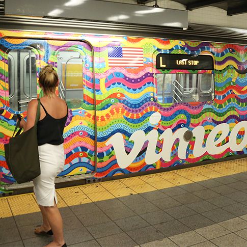 Campaña Publicitaria en Estaciones de Metro - Imagen 3